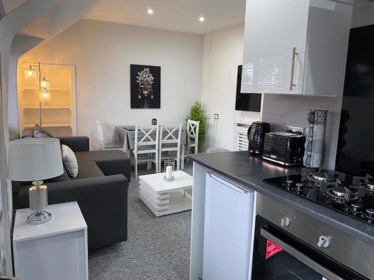 Denny Street Apartment Inverness Bagian luar foto